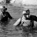 Zatopený lom Bořená Hora, 12.10. 1985, na snímku zleva Pepík Žáček a Dušan Šuráni před zanořením